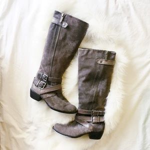 Gianni Bini Gray Suede Boots